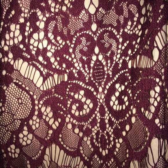 Halter top blouse - Picture 3 of 4